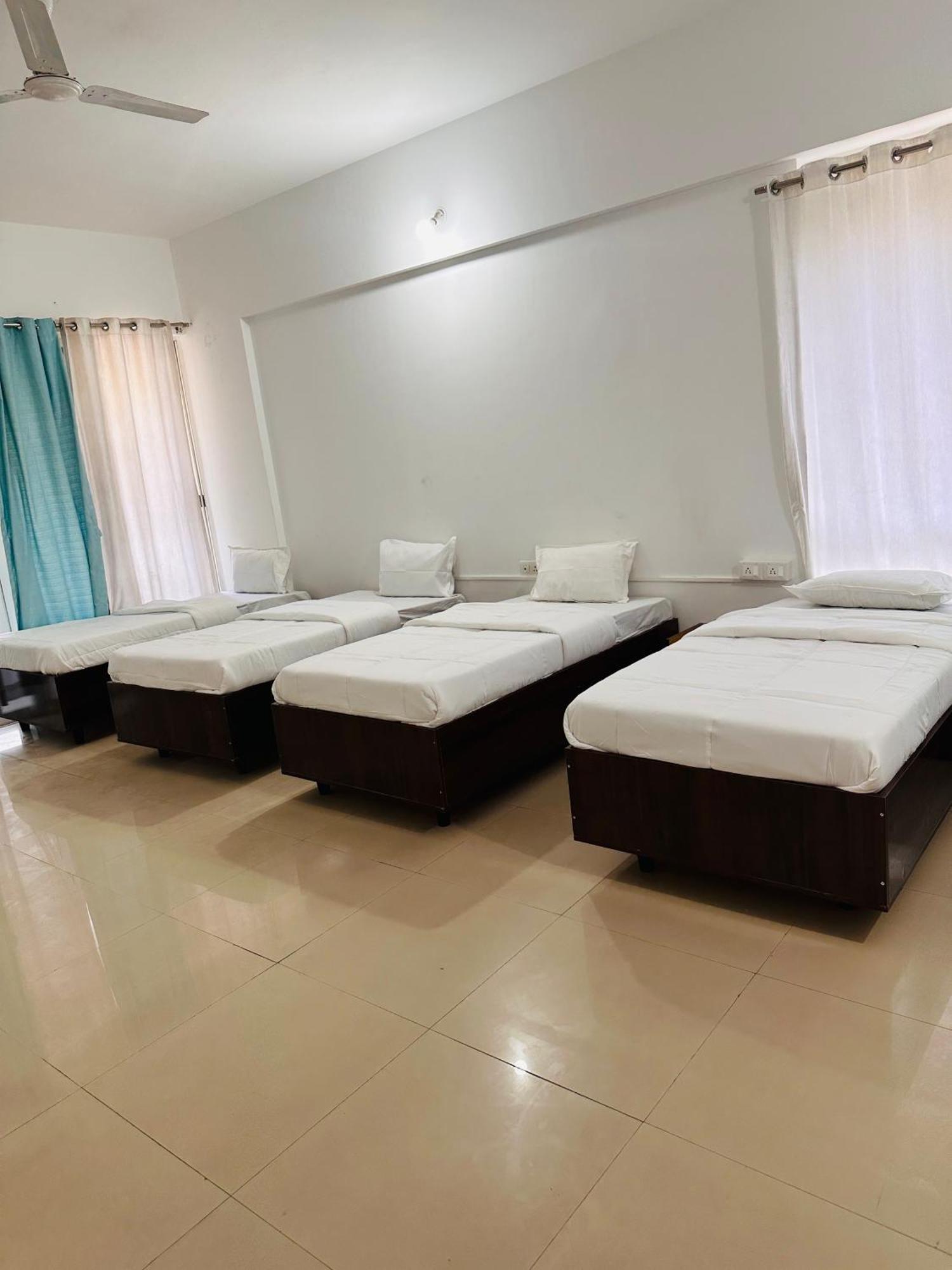 Elite Viman Nagar Guest house Pune